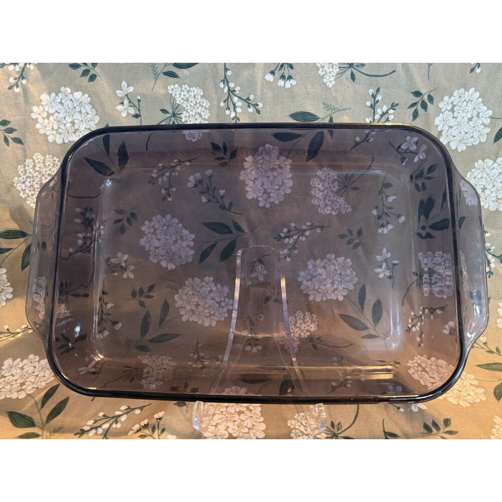 Pyrex Amethyst Purple Baking Dish 233-R 3qt 13x9x2 Vintage 1990s